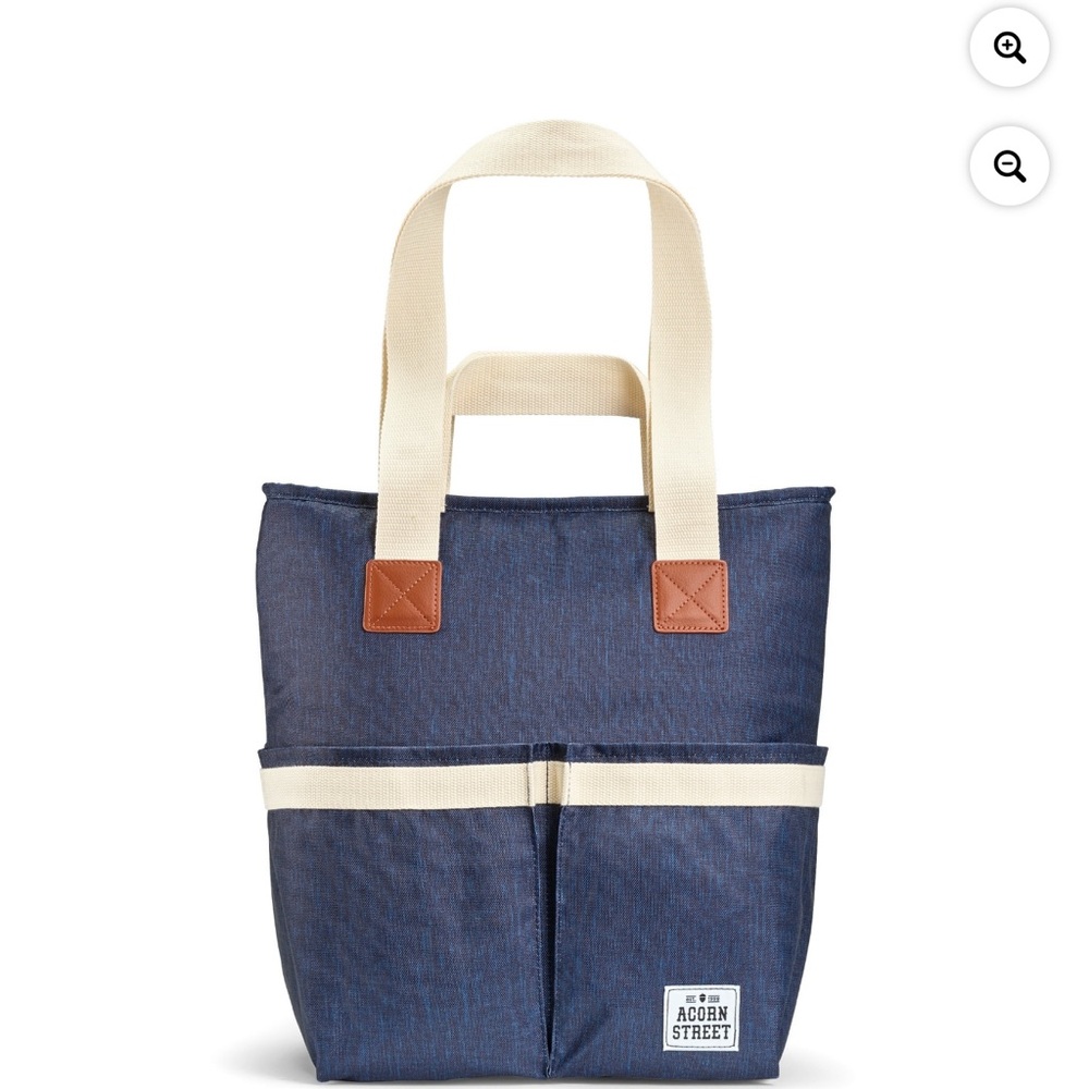 Acorn Street cooler tote fits 6 bottles of wine